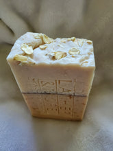 Load image into Gallery viewer, OATMEAL MILK AND HONEY SOAP