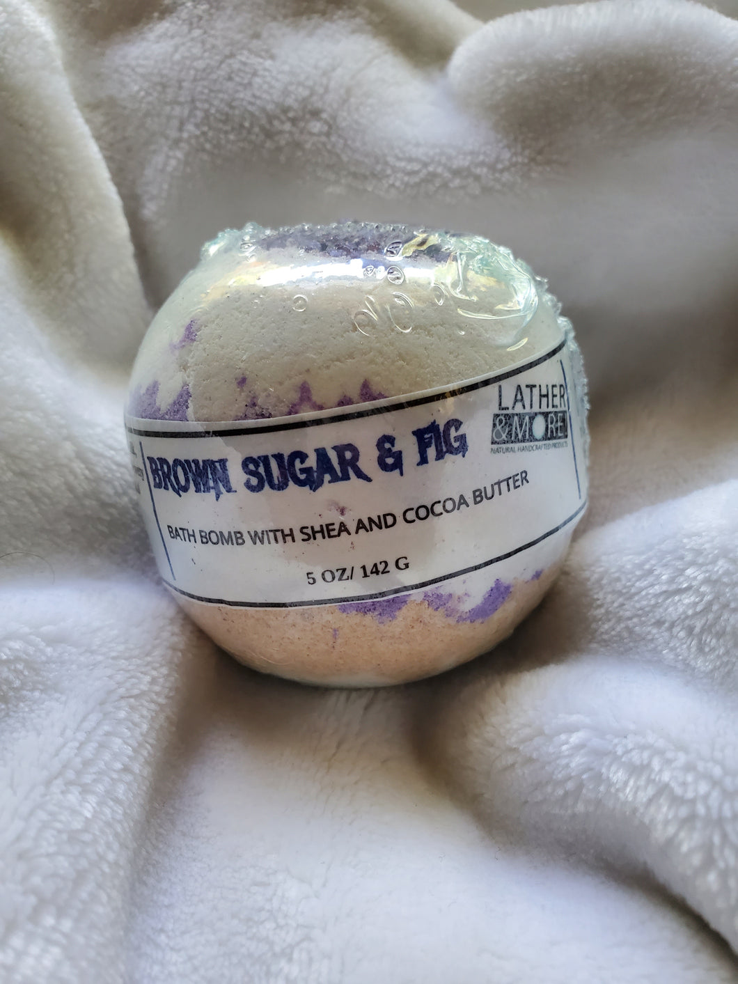 BROWN SUGAR AND FIG BATH BOMB
