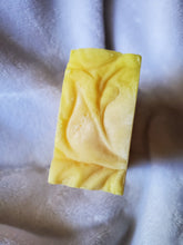 Load image into Gallery viewer, LEMONGRASS SOAP
