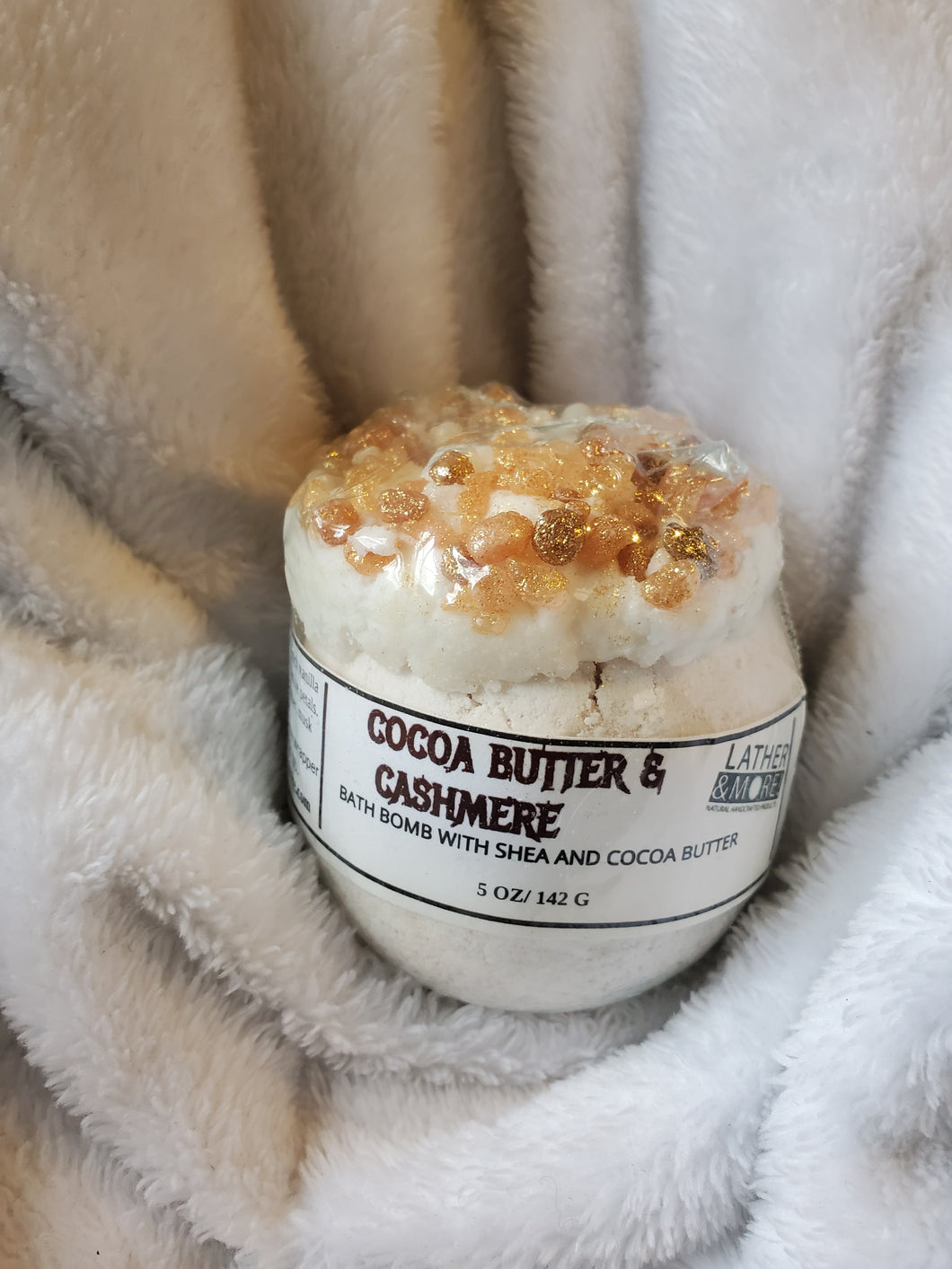 Cocoa Butter & Cashmere bath ball